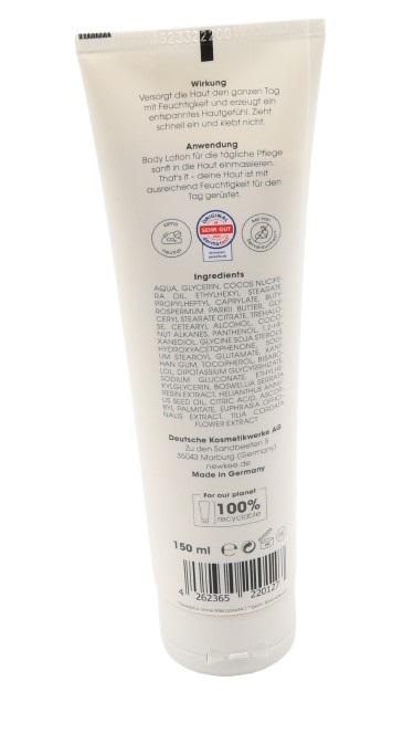 Cremetube stehend von hinten